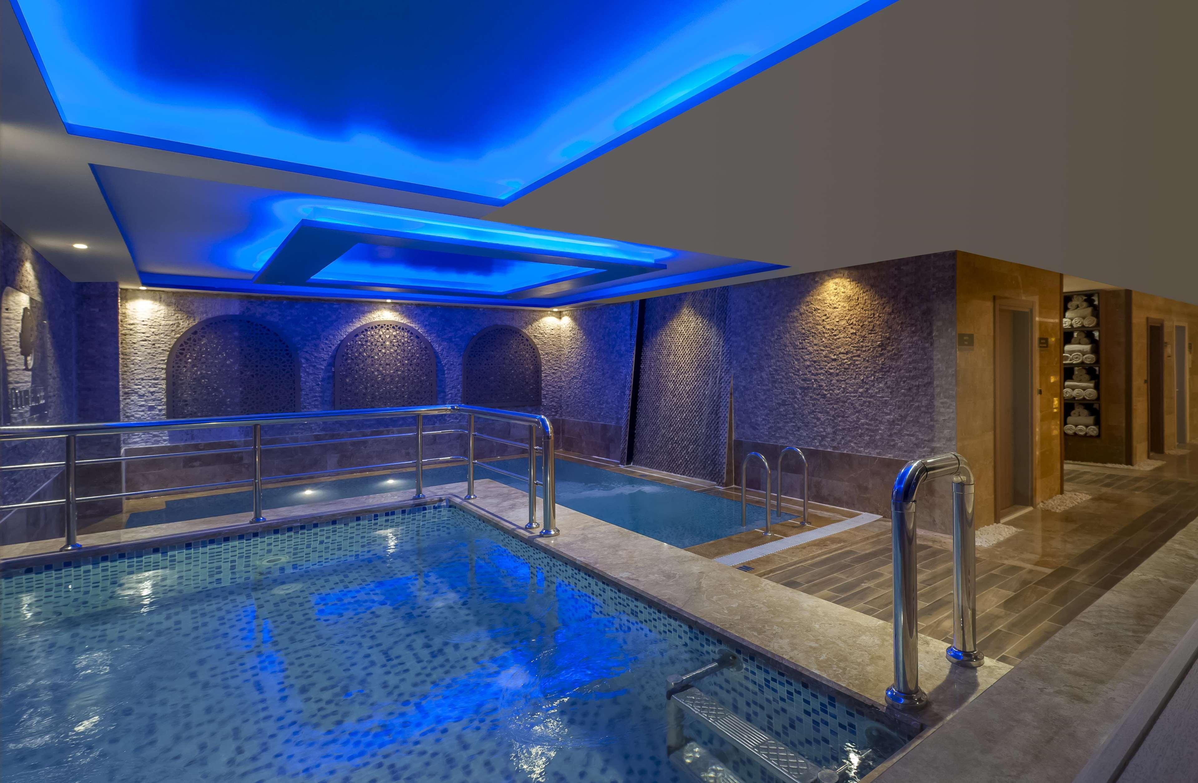 Hotel Doubletree By Hilton Elazig Esterno foto