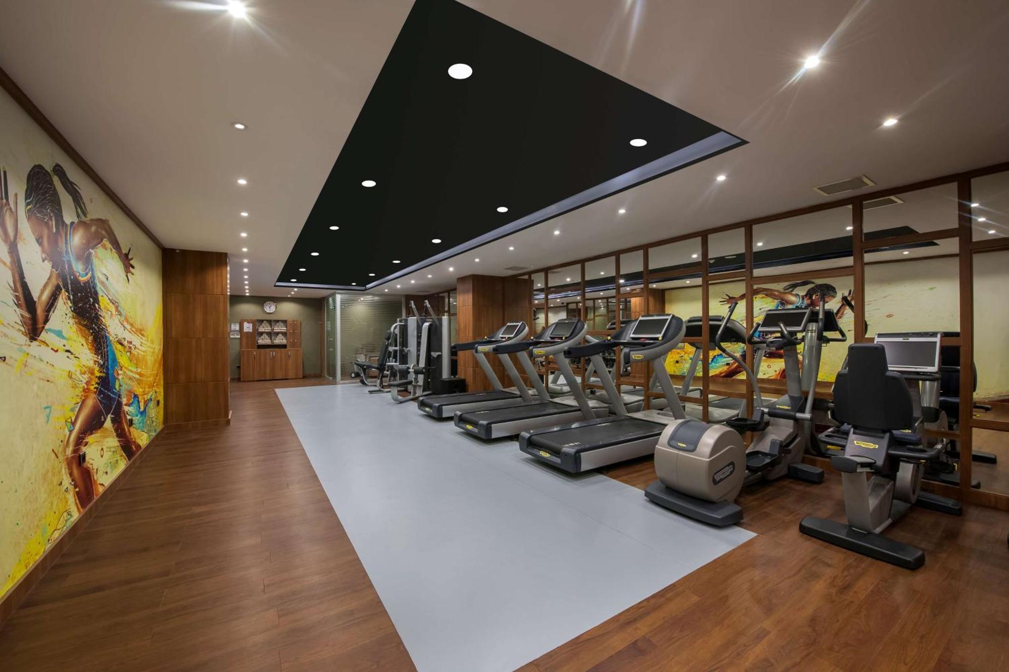 Hotel Doubletree By Hilton Elazig Esterno foto