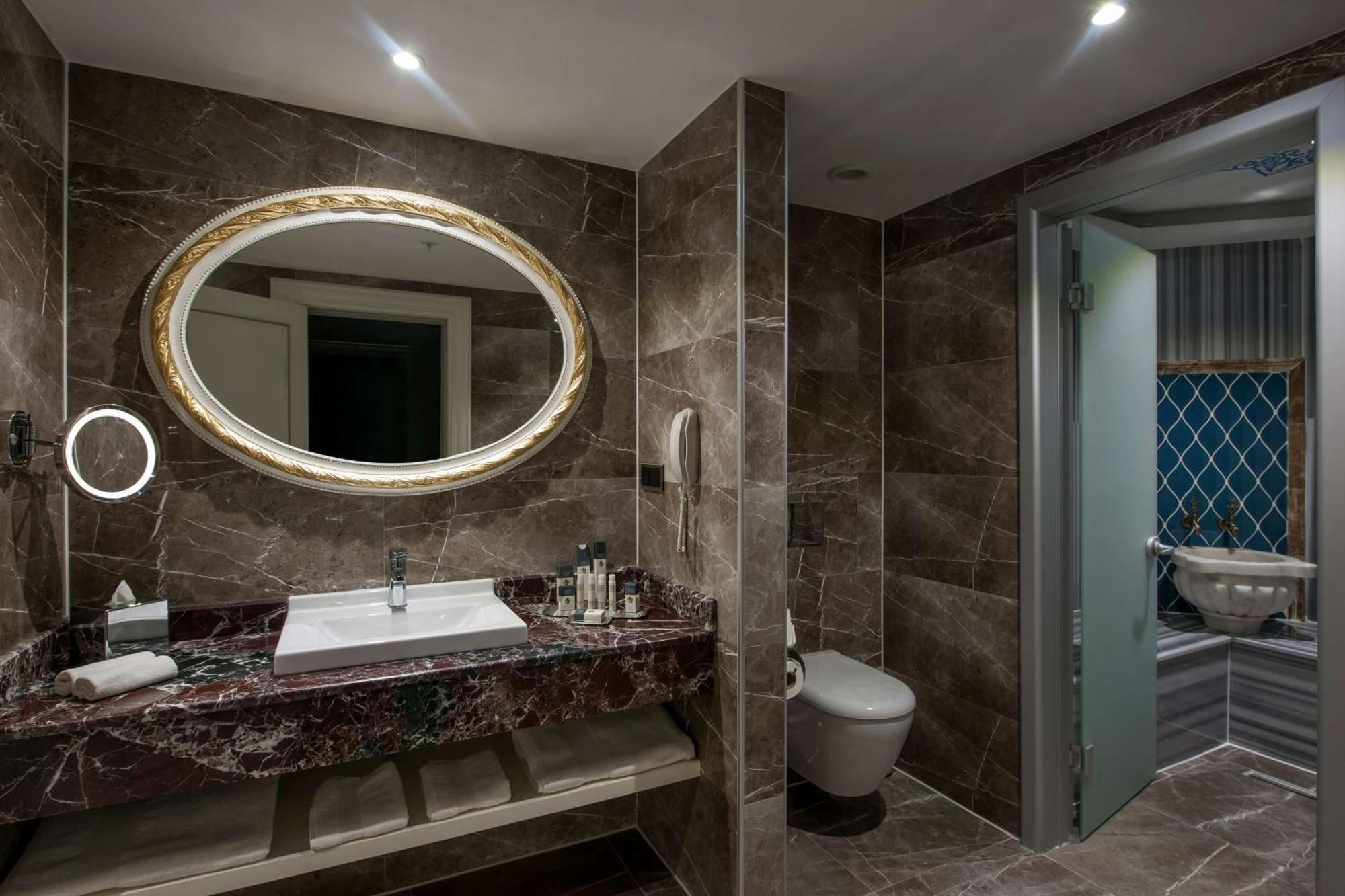 Hotel Doubletree By Hilton Elazig Esterno foto